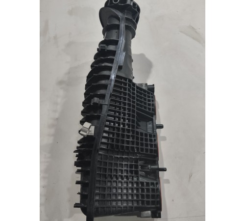 Впускной коллектор