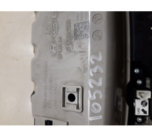 Плафон внутреннего освещения салона(передний)