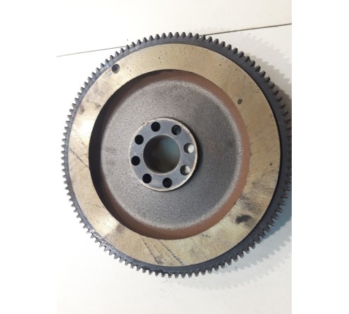 Маховик двигателя