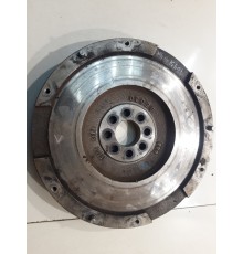 Маховик двигателя