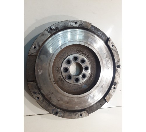 Маховик двигателя