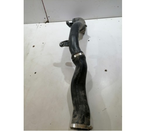 Патрубок интеркулера