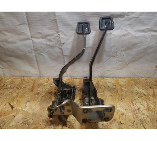 Блок педалей