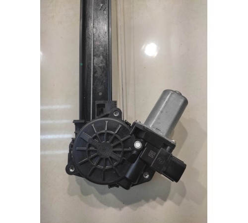 Стеклоподъёмник (задний, правый)