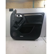 Обшивка двери передней правой