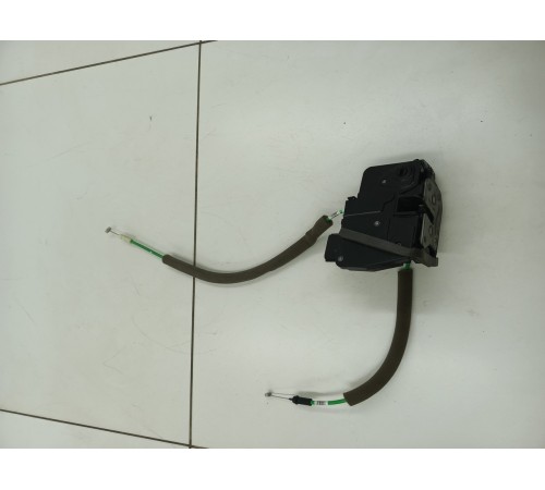 Замок двери задней левой в сборе