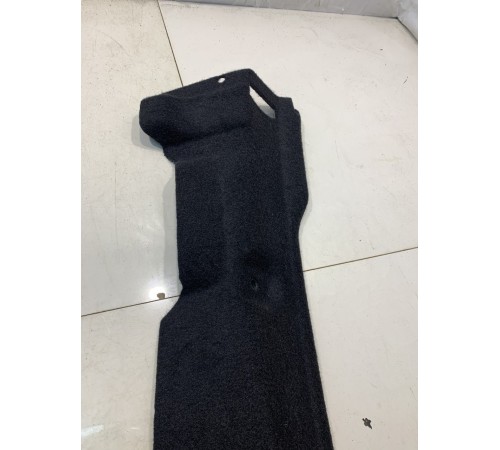 Обшивка багажника