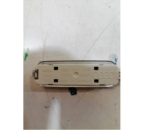 Плафон подсветки салона