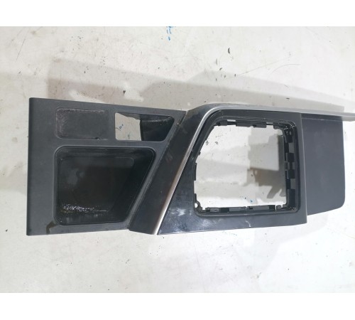 Накладка центральной консоли