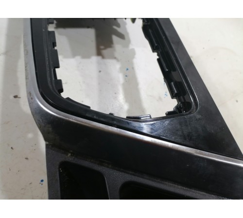 Накладка центральной консоли