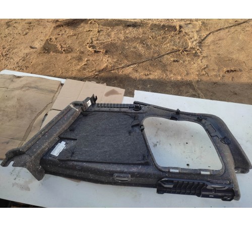 Обшивка багажника(левая)