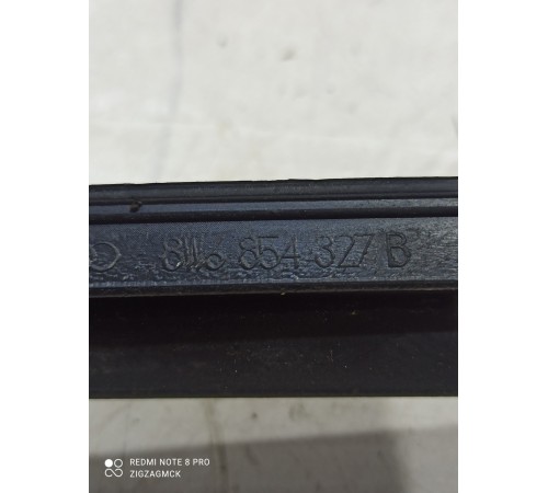 Молдинг лобового стекла(левый)