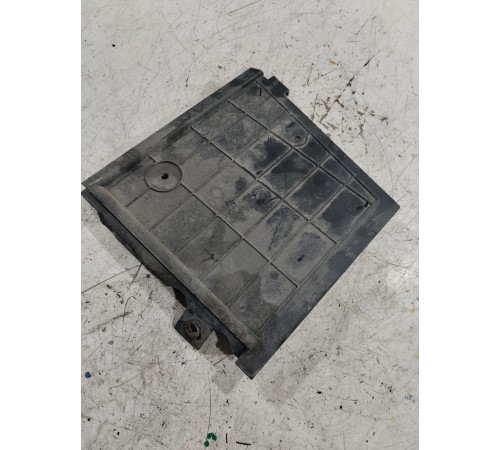 Кожух крышки аккумулятора