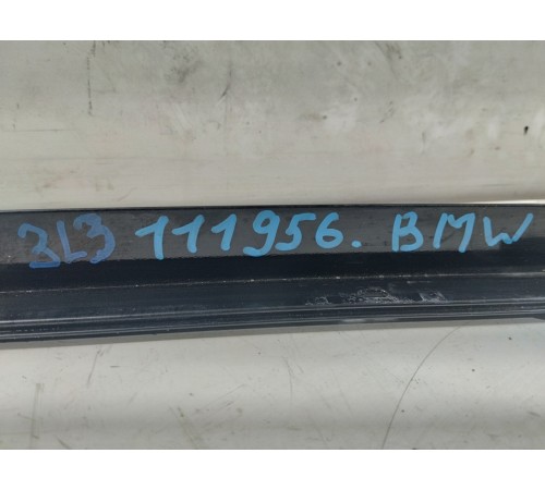 Накладка двери (задняя левая задняя)