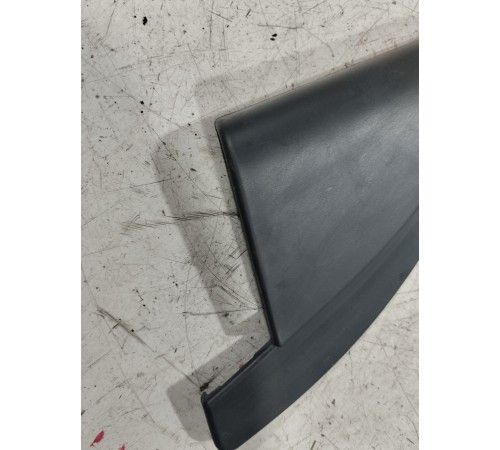 Угол двери передний левый