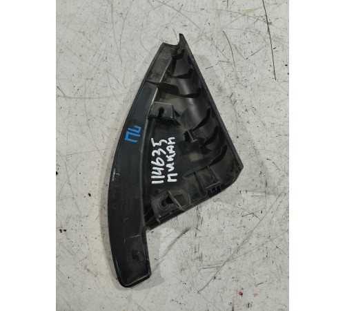 Угол двери передний левый