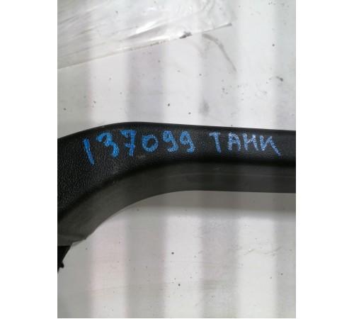 Накладка крыщки багажника верхняя