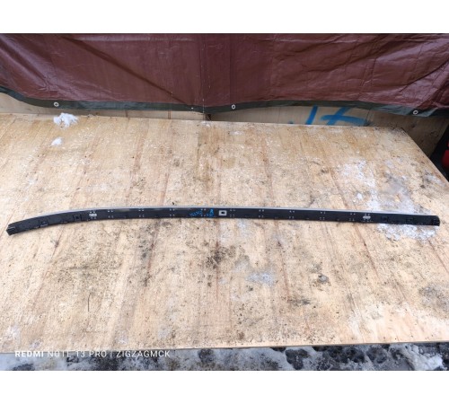 Рейлинг крыши правый