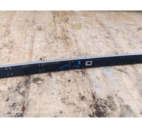 Рейлинг крыши правый