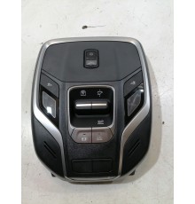 Плафон освещения салона передний