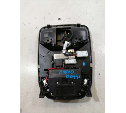 Плафон освещения салона передний