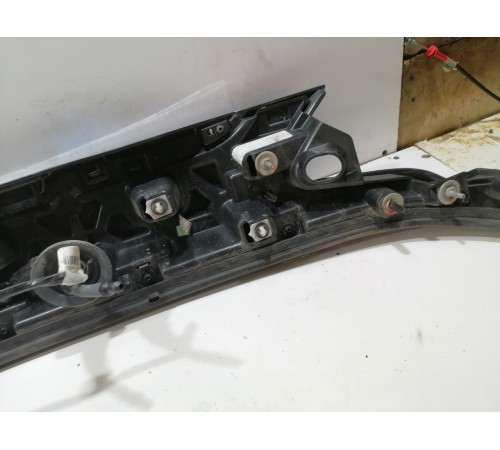 Накладка крышки багажника