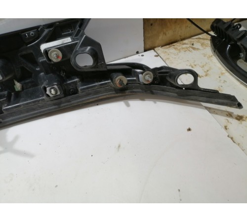 Накладка крышки багажника