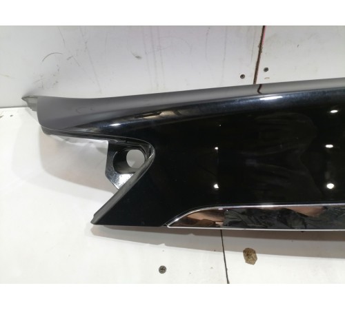 Накладка крышки багажника