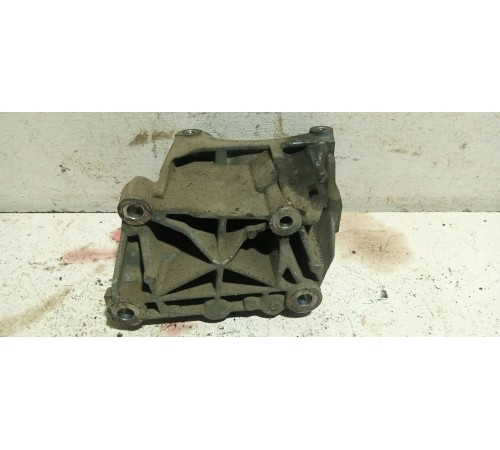 Кронштейн топлевного фильтра