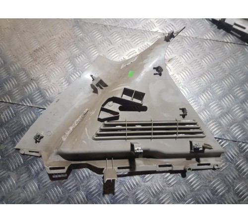 Обшивка салона задн. прав.