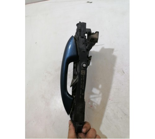 Ручка двери передняя правая наружная