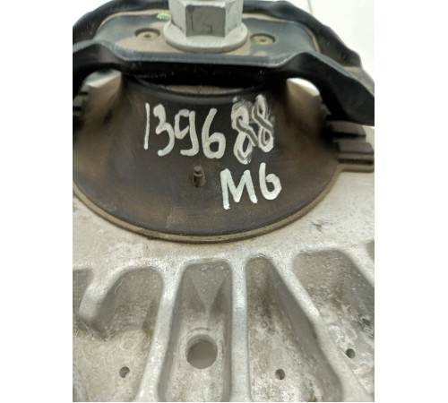 Опора двигателя левая