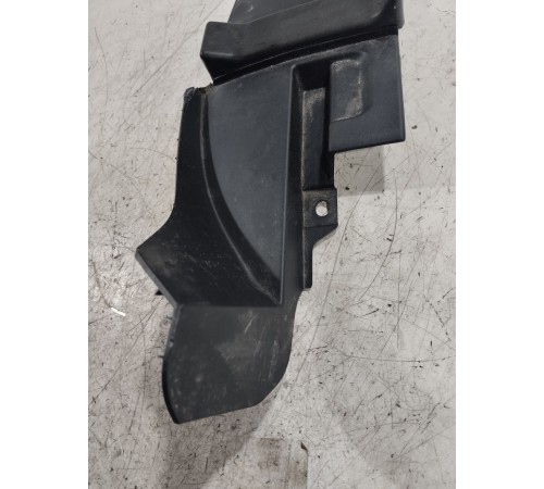 Пыльник крыла передний левый