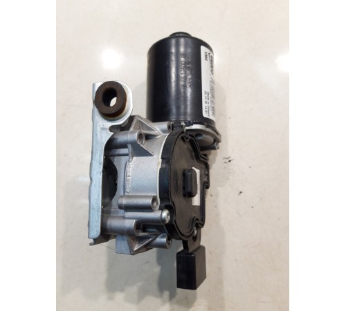 Моторчик стеклоочистителя (передний)