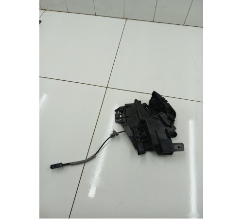 Замок двери задний правый