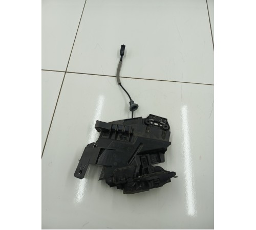 Замок двери задний правый