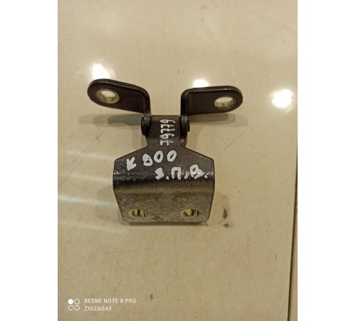 Петля двери(задняя правая верхняя)