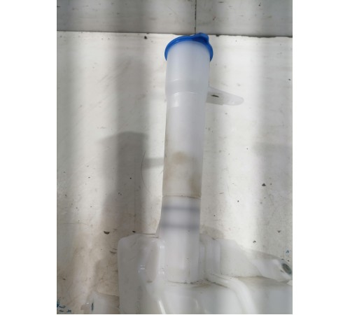 Бачок омывателя лобового стекла