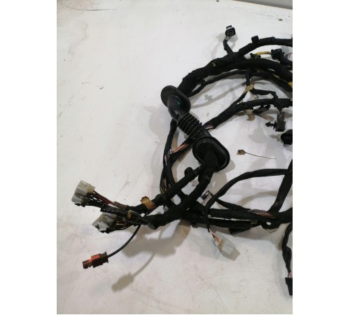 Электропроводка крышки багажника