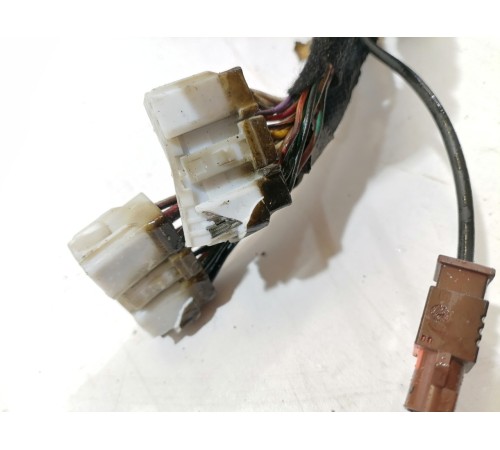 Электропроводка крышки багажника