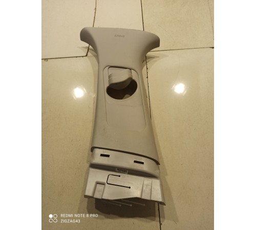 Обшивка центральной стойки(левая верхняя)