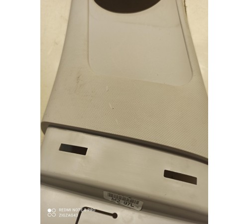 Обшивка центральной стойки(левая верхняя)