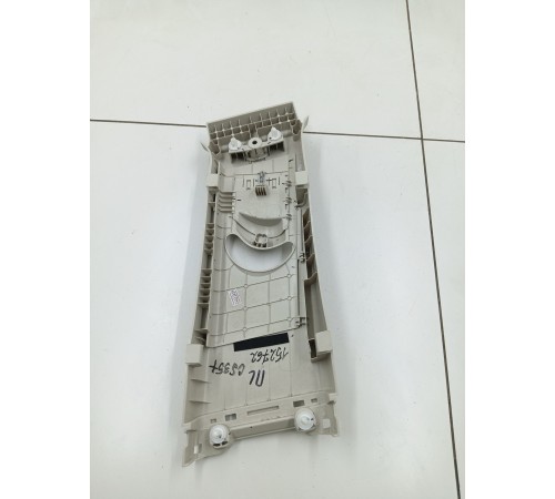 Обшивка центральной стойки левая верхняя