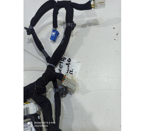 Электропроводка обшивки двери передняя правая