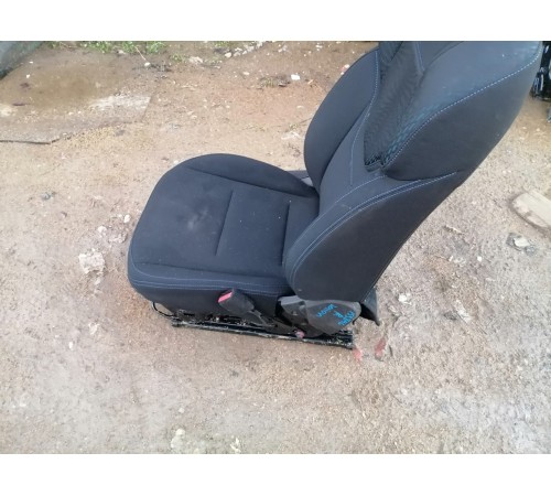 Сиденье переднее правое