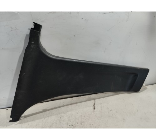 Накладка стойки левая нижняя