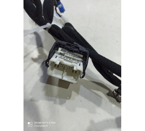 Электропроводка обшивки двери передняя левая