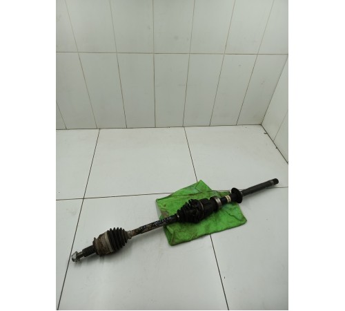 Полуось (привод) передний правый