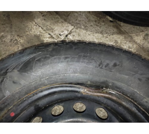 Покрышка (265/65/R17)