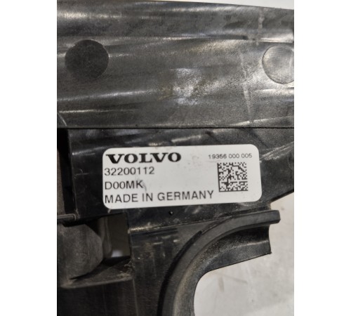 Распределитель тока с предохранителями